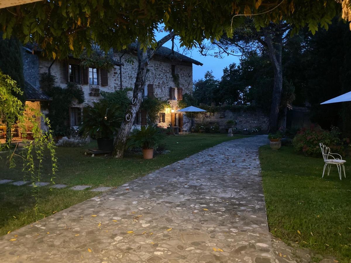 B&B La Casa Del Sole Manzano Luaran gambar