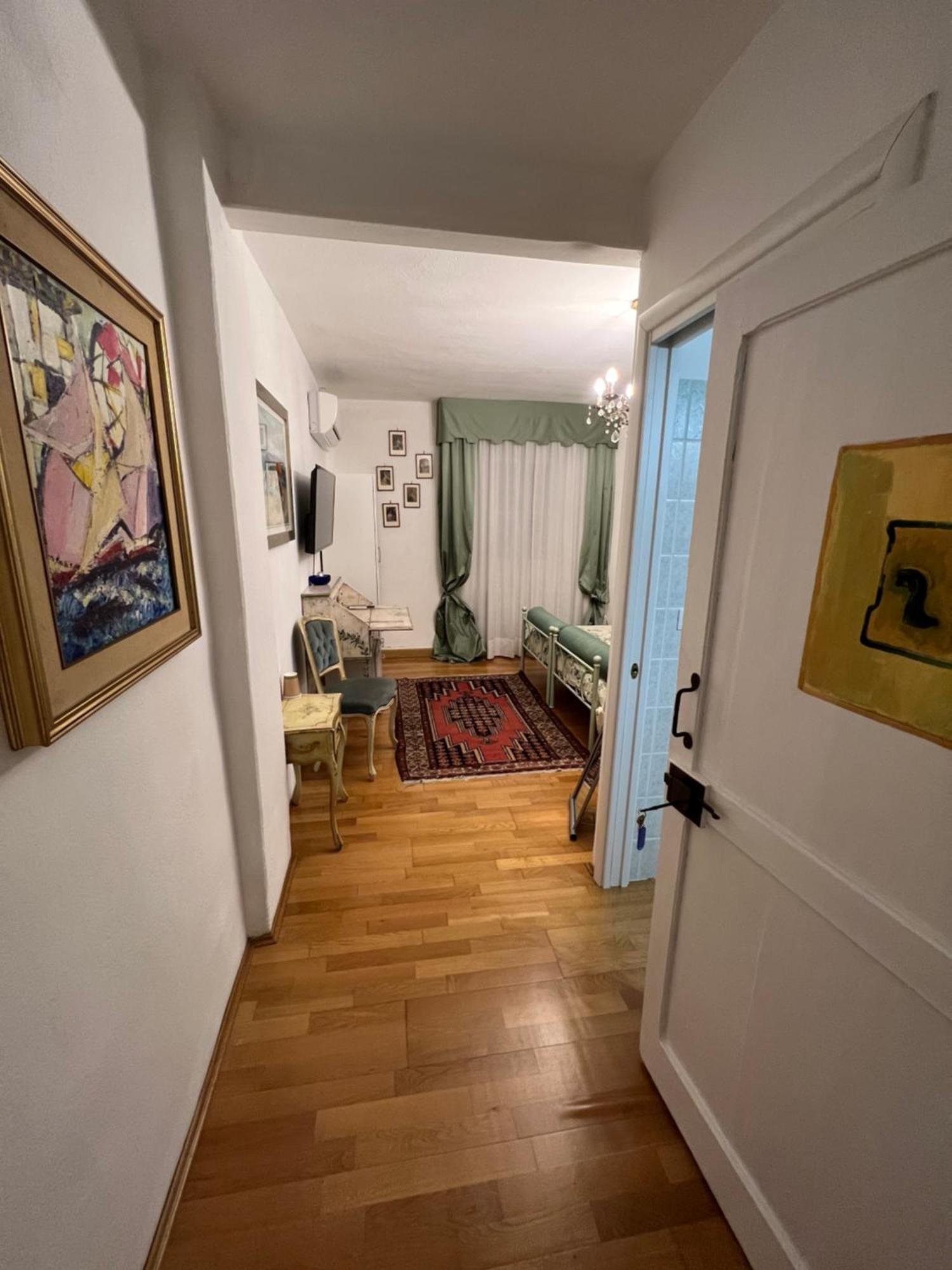 B&B La Casa Del Sole Manzano Bilik gambar