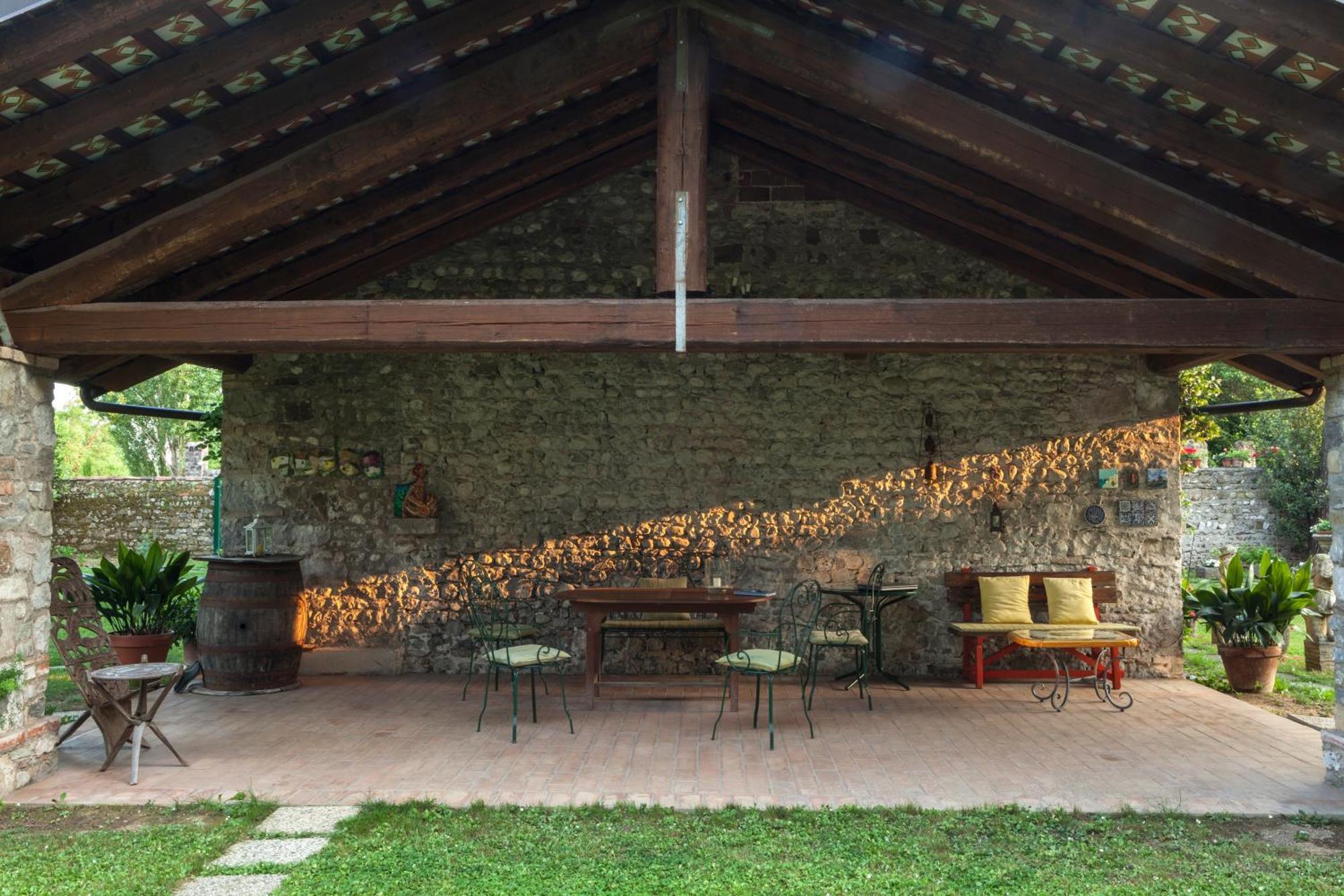 B&B La Casa Del Sole Manzano Luaran gambar