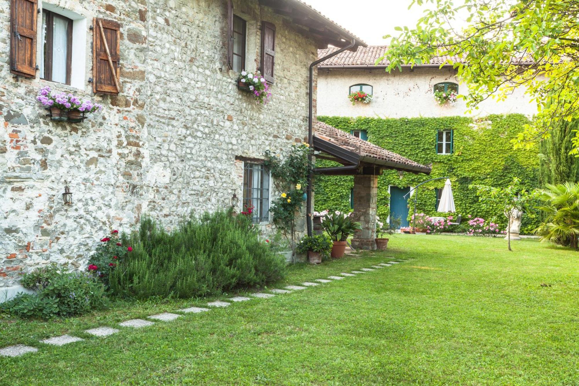 B&B La Casa Del Sole Manzano Luaran gambar