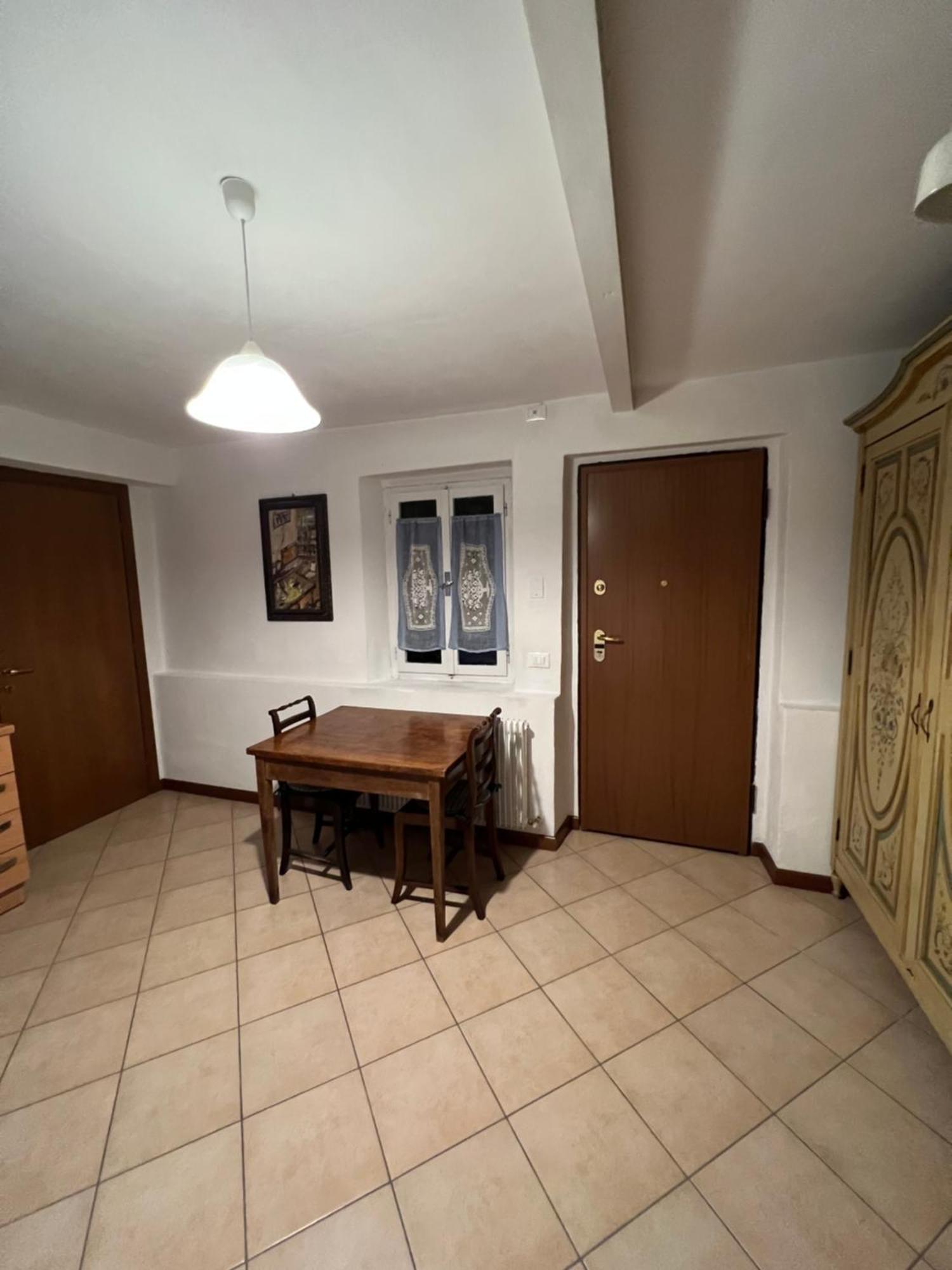 B&B La Casa Del Sole Manzano Bilik gambar