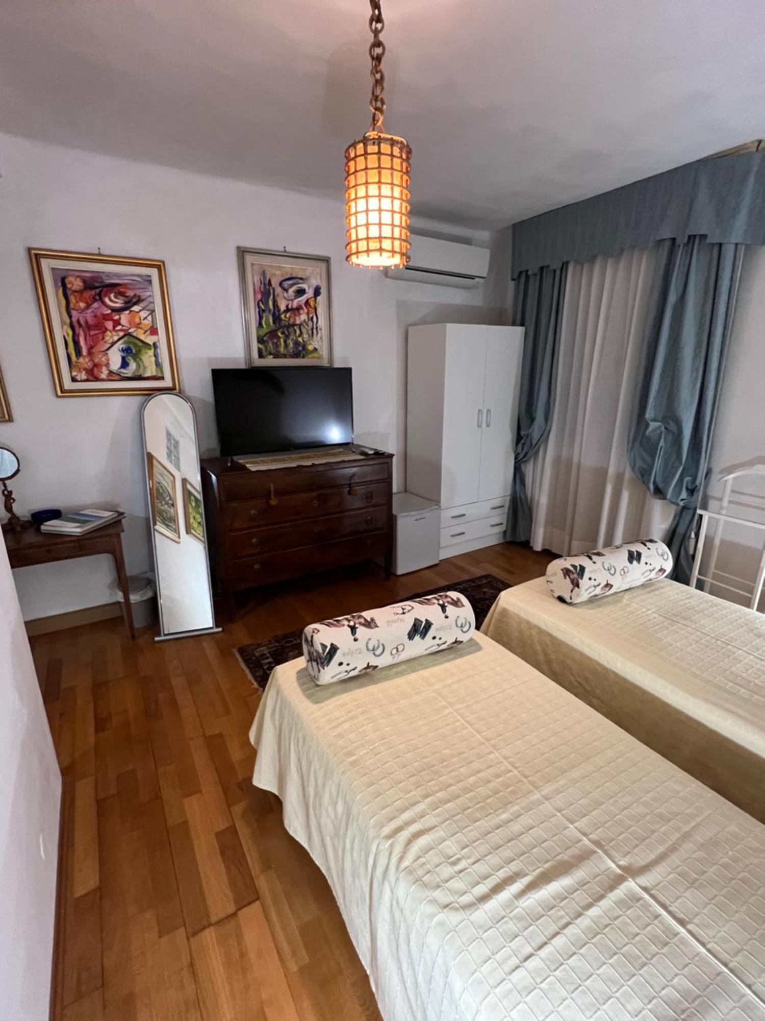 B&B La Casa Del Sole Manzano Luaran gambar
