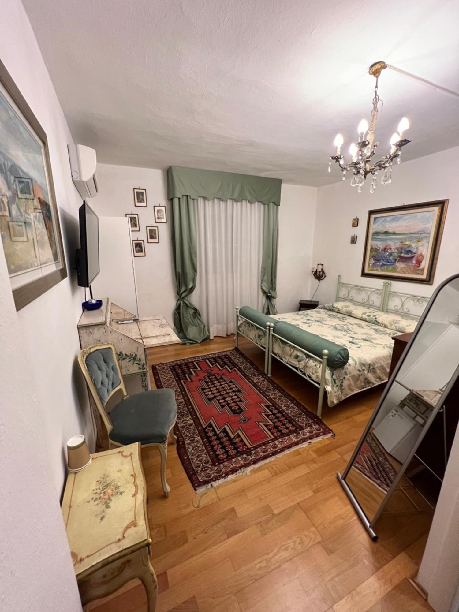 B&B La Casa Del Sole Manzano Bilik gambar